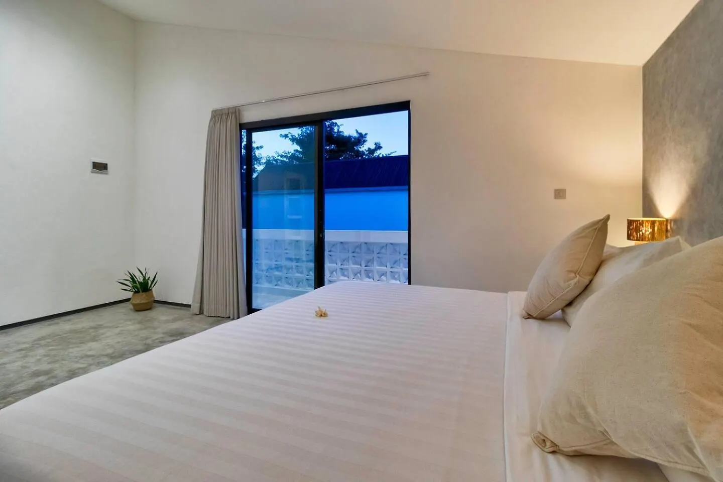 Great Value 2 Bed Villa, Sleeps 4, Fast Wifi Pecatu  0*, Pecatu (Bali)